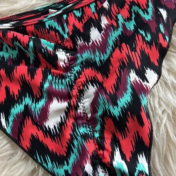 Body Glove Chevron Fringe Strapless Bikini top and bottom swimwear large - Picture 11 of 12